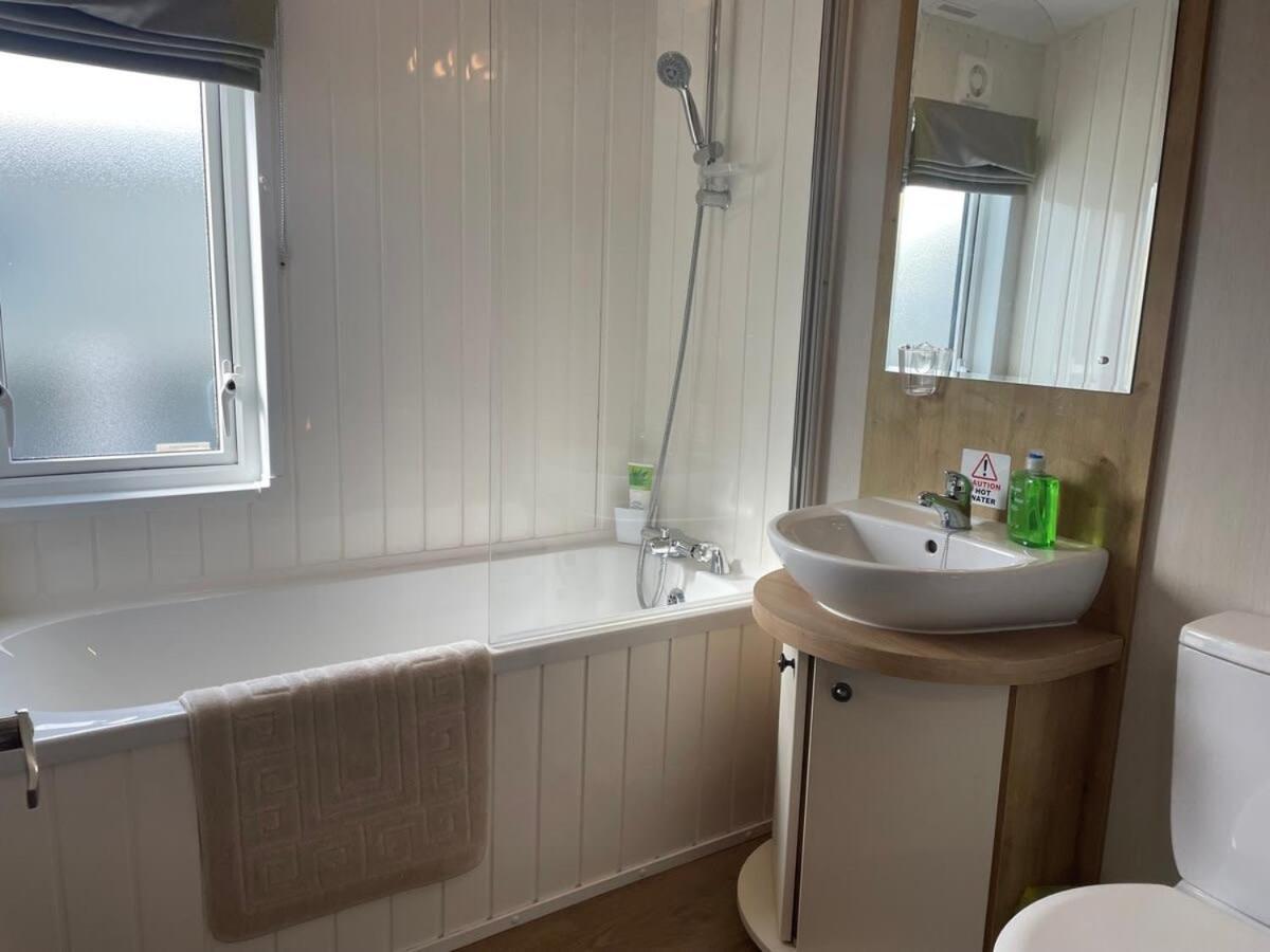 42 Woodland Walk Pevensey Bay Holiday Park Sleeps 6 エクステリア 写真