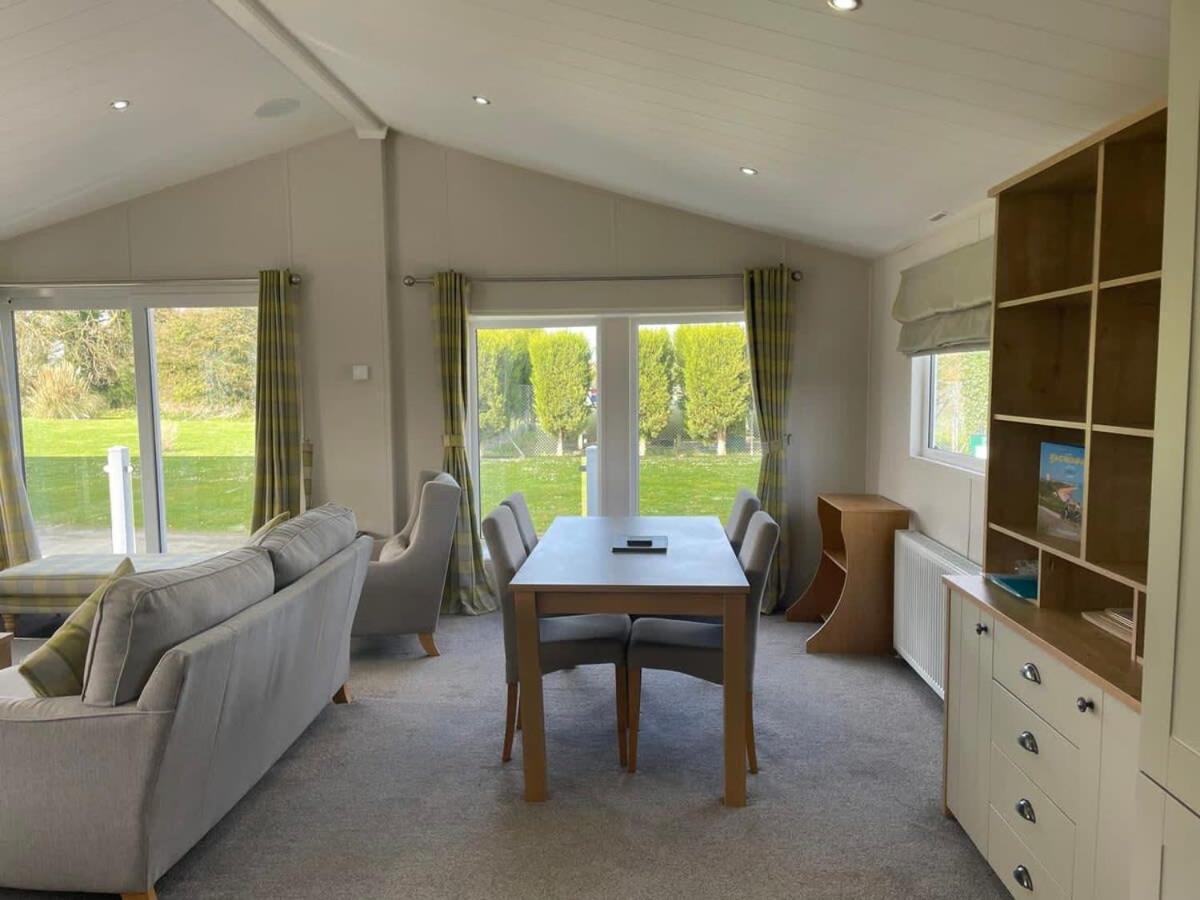 42 Woodland Walk Pevensey Bay Holiday Park Sleeps 6 エクステリア 写真